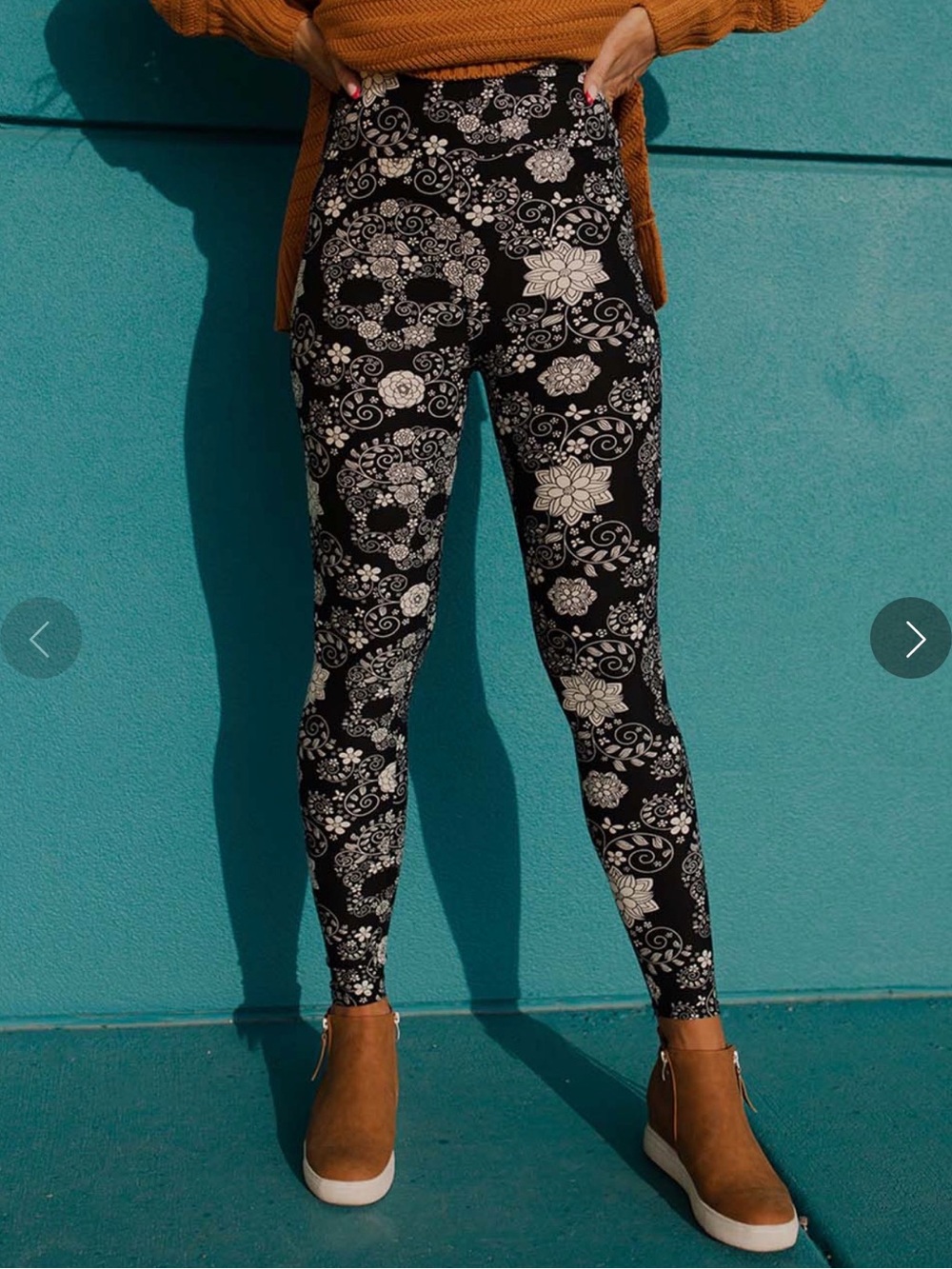 Simple Addiction Floral Skull Print High-Waist Leggings - Black/White
